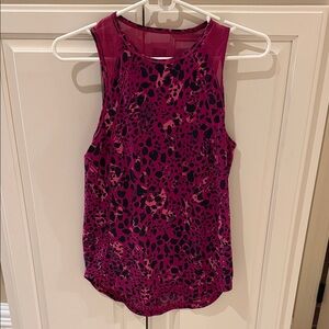 Lululemon Women’s Sculpt Size 4 Sleeveless Magenta Cheetah Print Tank Top